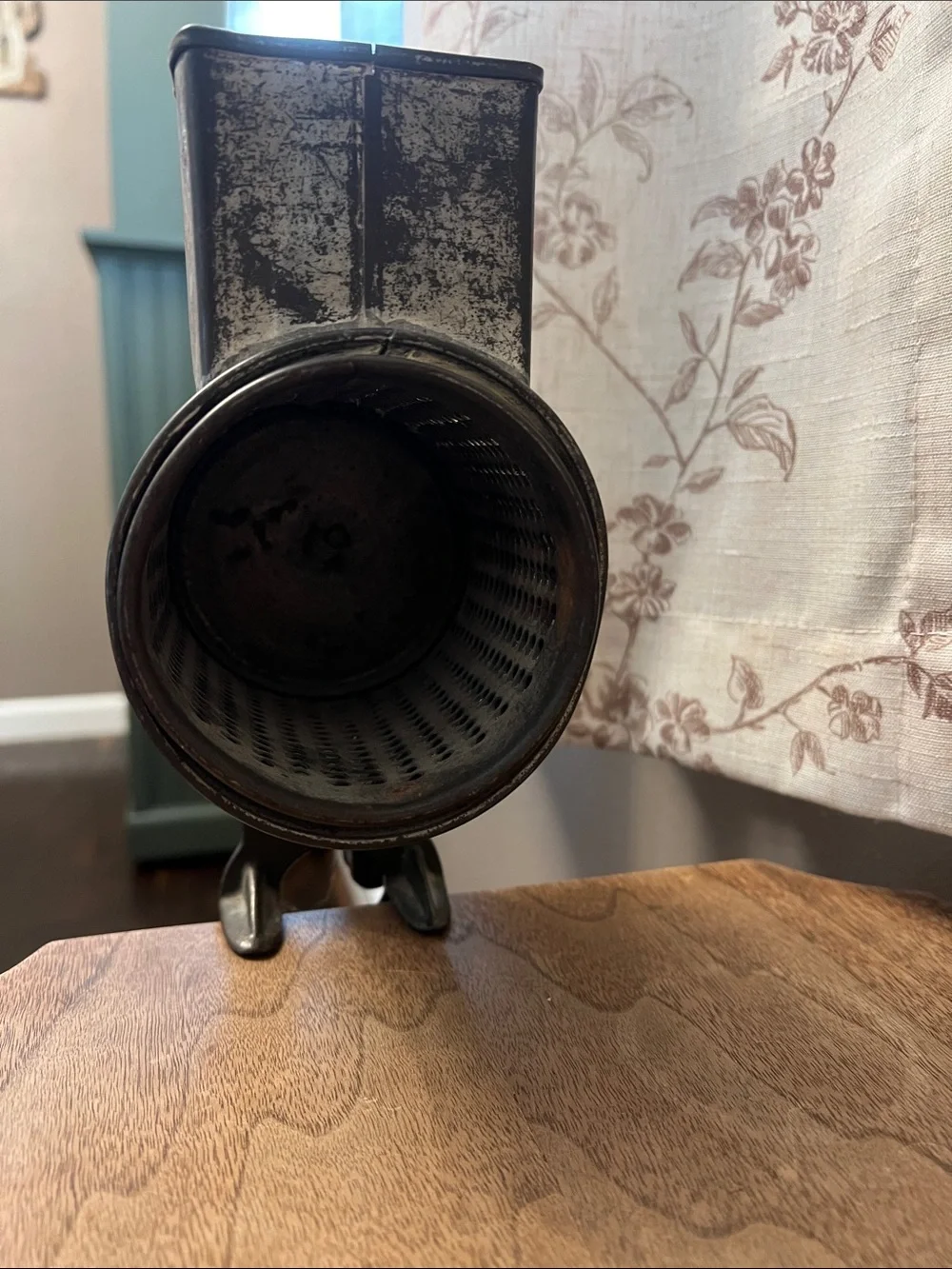 Antique Hand Crank Food Grinder - Gray Metal
